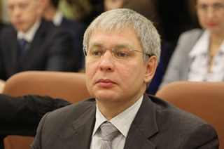Сергей Курихин призвал коллег не имитировать законотворческую работу