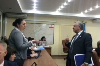 Конфликт интересов в ЦБ и судах. Обсуждение в думе закончилось громким скандалом
