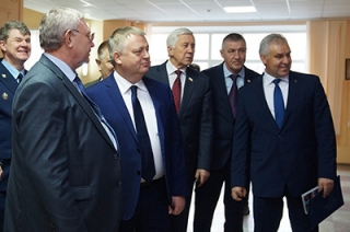 В Саратове презентовали 10-томное собрание сочинений Евгения Примакова
