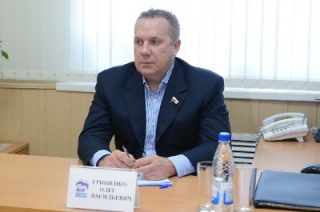 Татищевцы пожаловались Олегу Грищенко на перебои с доставкой пенсии