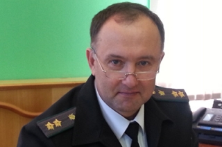 Олег Ткаченко уволил пристава после вопроса участника онлайн-конференции