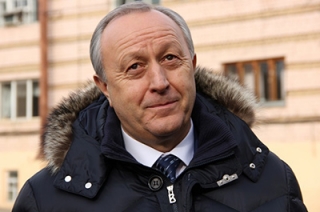 Валерий Радаев сохранил позиции в медиарейтинге глав регионов по ЖКХ