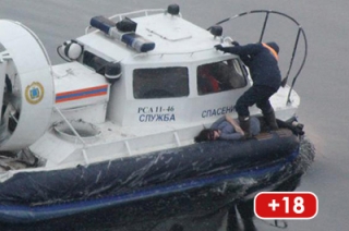 При падении с моста "Саратов-Энгельс" женщина разбилась насмерть