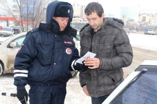 Полицейские оштрафовали 75 водителей за небезопасную перевозку детей
