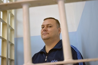 Расследование. Как дело полковника Долгова стало козырем преступного мира