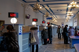Саратовцы за один день купили более семи тысяч льготных проездных билетов