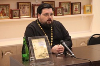 В иконной лавке "Лествица" прошла презентация книги о Владимире Пиксанове