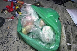 Задержание автомобиля с наркоторговцами. Видео