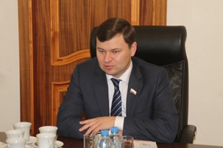 Дмитрий Тепин: "В Солнечном появится свой бульвар с фонтанами"