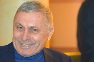 Юбилей гордумы. Награды получили Юрий Аксененко и Владимир Головачев