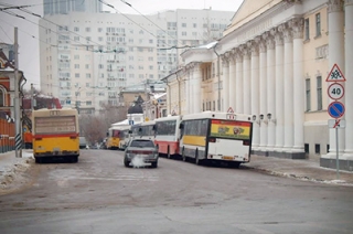 Мэрия вновь перенесла конечную стоянку автобусов 11 маршрута