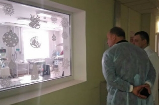 Владимир Шульдяков побывал в больницах Саратова в дни праздников