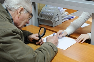 Саратовские пенсионеры получат пятитысячные выплаты с 13 по 28 января