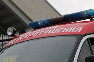 Десять пожарных тушили дачу в Усть-Курдюме
