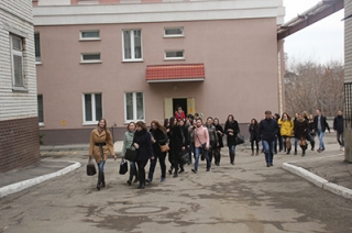 Студентов Эконома освободили от занятий из-за "пожара"