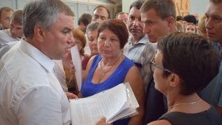 Валерию Радаеву поручено еженедельно встречаться с обманутыми дольщиками