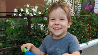 Родители трехлетнего Вани Рожкова просят читателей о помощи