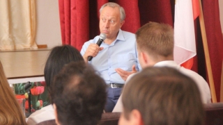 Глава региона призвал саратовцев "не оглядываться на Москву"