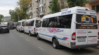Директора школ и общественники требуют ликвидировать стихийный автовокзал у СГУ