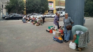 На улицах Чапаева и Рахова убрали 32 незаконные торговые точки