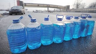Регионы смогут ограничивать продажи лосьонов и "незамерзайки"