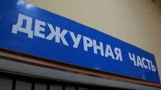 Саратовец "выбил" две бутылки коньяка из продавца "Пятерочки"