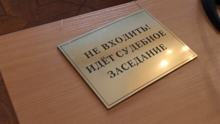 В зале саратовского суда умер обвиняемый