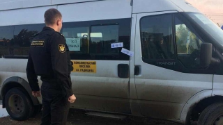В Юбилейном приставы арестовали маршрутки крупного должника
