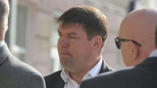 Сергей Пилипенко наблюдает за "разминированием" администрации Саратова