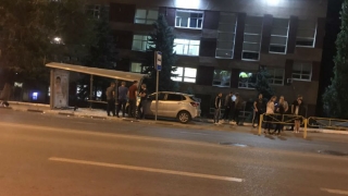 Молодой водитель протаранил остановку возле СГЮА