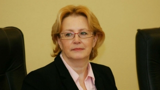 Отказавшимся от прививок родителям могут пересмотреть оплату больничного
