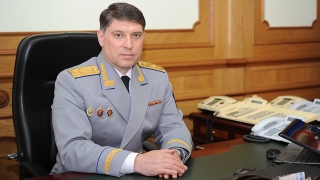 Начальник УФСБ Игорь Завозяев отмечает юбилей