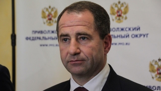 Михаил Бабич поставил задачу увеличить МРОТ в округе