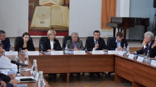 Эксперименты "Стрелки" продолжатся на Театральной площади