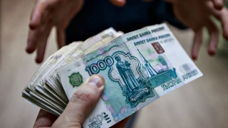 Средний размер взятки в Саратовской области превысил 100 тысяч рублей
