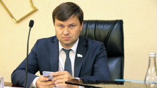Дмитрий Тепин: "1300 дольщиков Абасова продолжают ждать свои квартиры"
