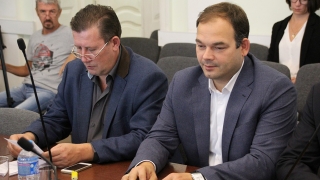 Янклович и Кудинов не рассчитывают на депутатские надбавки к своим пенсиям