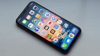 Саратовец приютил девушку на ночь и лишился iPhone X
