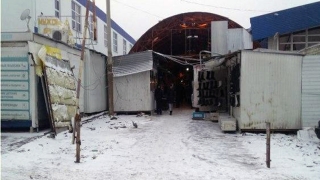 Владельцы ларьков добровольно демонтировали "Белье" и "Интим" на 3-й Дачной