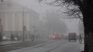 Четверг для саратовцев будет теплым и туманным