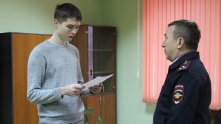 Брат погибшего Михаила Гадеева поступил на службу в полицию Саратова