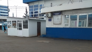 Глава Ленинского района о новом ларьке: "Я туда не выходила, не смотрела"