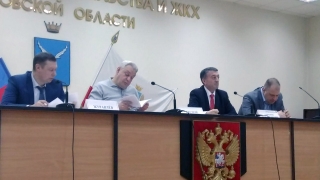В Саратове не поддерживают идею взыскания долгов по ЖКХ коллекторами