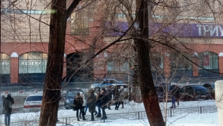 Очевидец: "Триумф Молл" эвакуировали из-за сообщения о бомбе