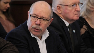 Депутат о патриотическом воспитании школьников: "Нужно пошире и поглубже"