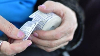 Началась реализация единых социальных проездных на март