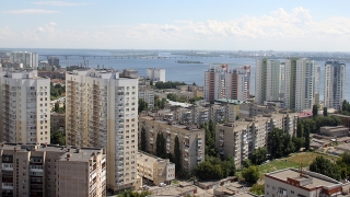 За год квадратный метр в саратовской новостройке подорожал на 3 296 рублей