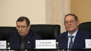 Александр Стрелюхин озвучил "беспрецедентную сумму" на ремонт саратовских дорог