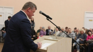 Солнечный-2. Власти пообещали детсады, пункт полиции и Дворец водных видов спорта