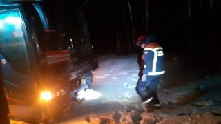 Автобус "Саратов - Москва" попал в серьезное ДТП в Лысогорском районе